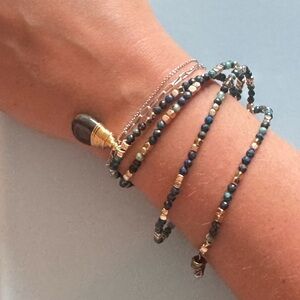 ✨ NWT Dainty Blue Pyrite & Gold Hematite 30" Wire Wrap Bracelet / Boho Necklace